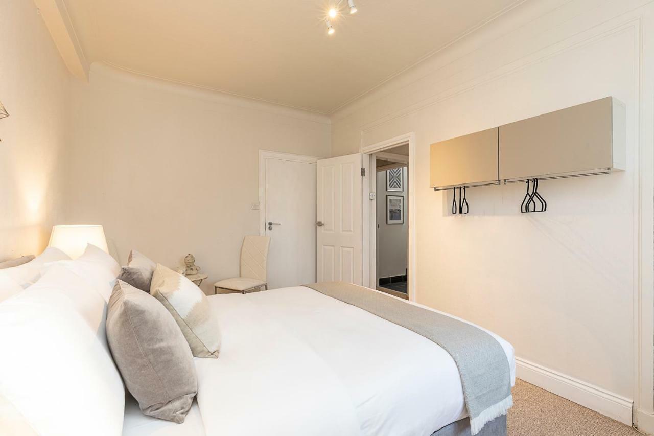 לונדון Grand Swiss Cottage Apartment מראה חיצוני תמונה